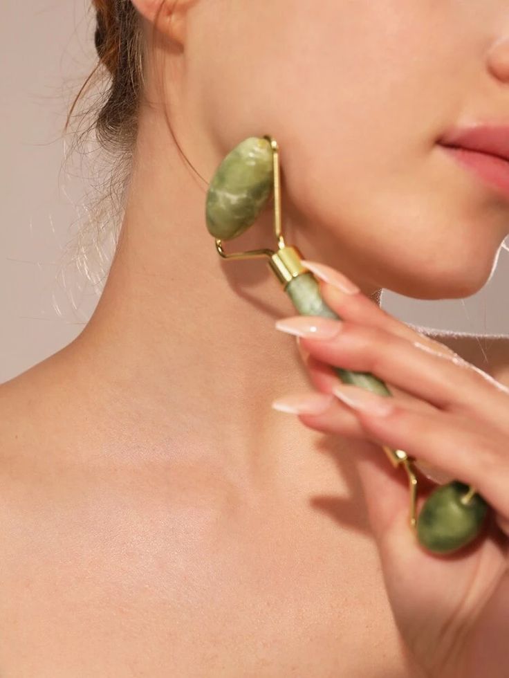 Luxury Jade Facial Roller ✨